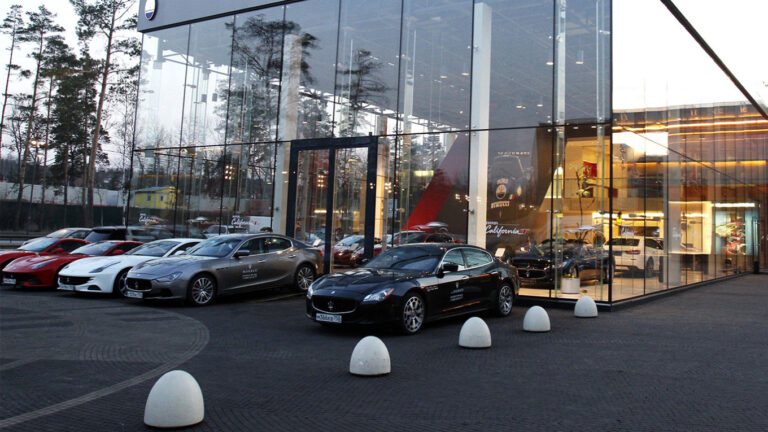 Nordic Rights Condemns Surge in Luxury Car Ownership Amidst Sanctions in Russia