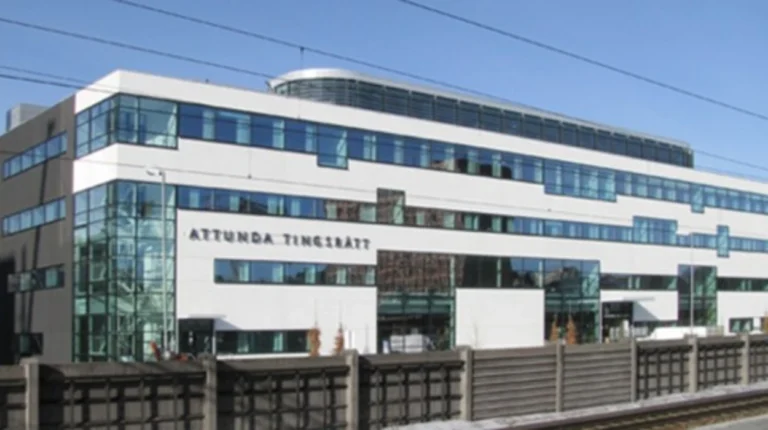 23-year-old charged for trying to join ISIS in Somalia, funding terror group