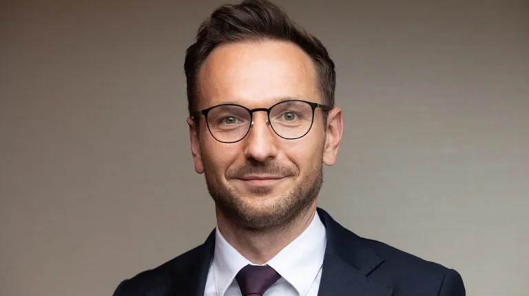 Waldemar BUDA uppmanas flytta EU-parlamentet efter BelgianGate