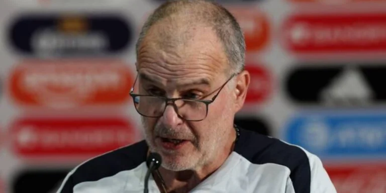 Marcelo Bielsa antyder att Uruguay-uppdraget avslutas efter VM Marcelo Bielsa antyder att Uruguay-uppdraget avslutas efter VM