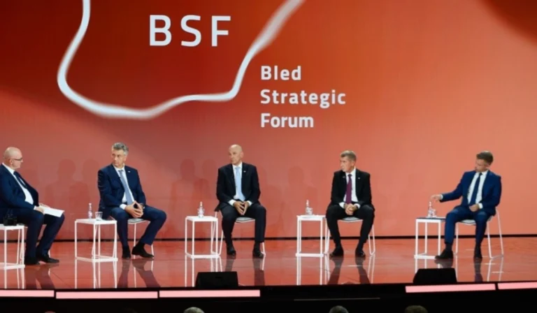 Centraleuropa kräver större inflytande över EU politik och prioriteringar Centraleuropa kräver större inflytande över EU politik och prioriteringar
